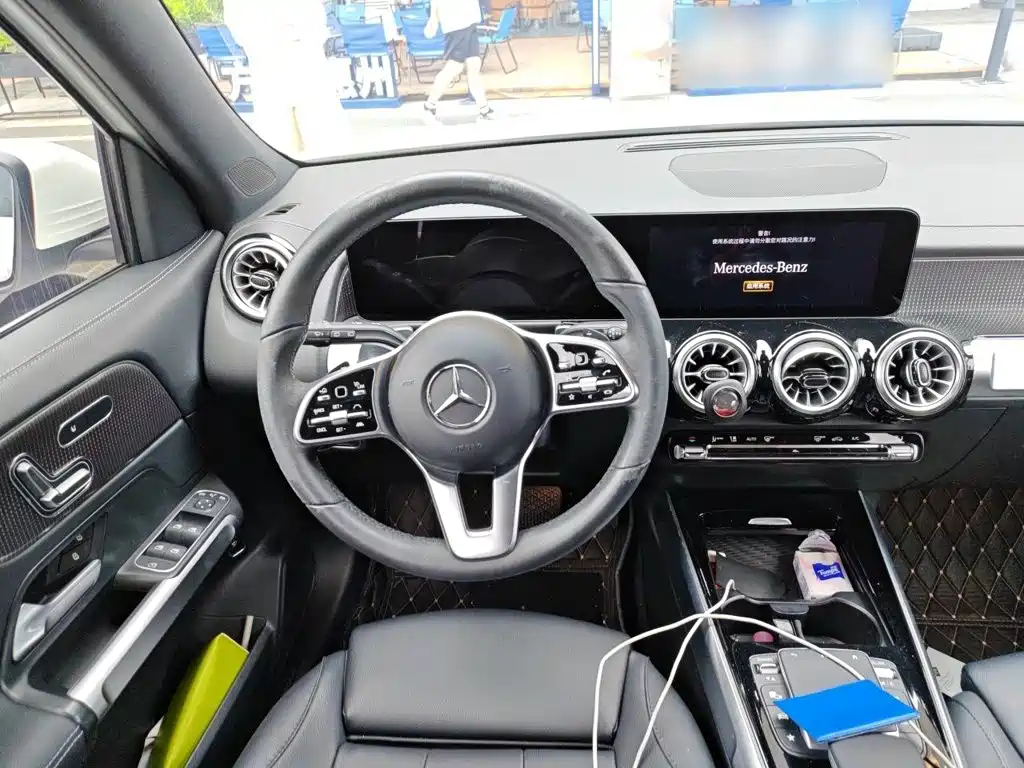 Mercedes-Benz EQB — миниатюра 11