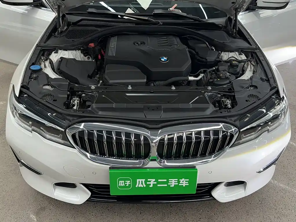 BMW 3 Series — миниатюра 23