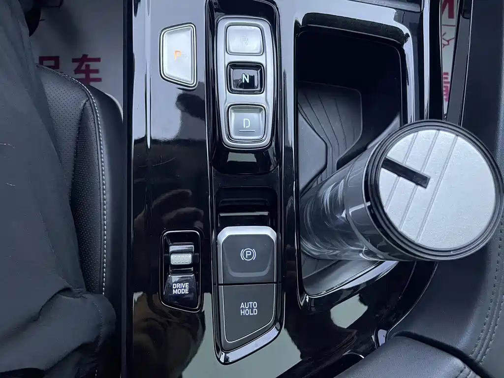 Hyundai Custo — миниатюра 10