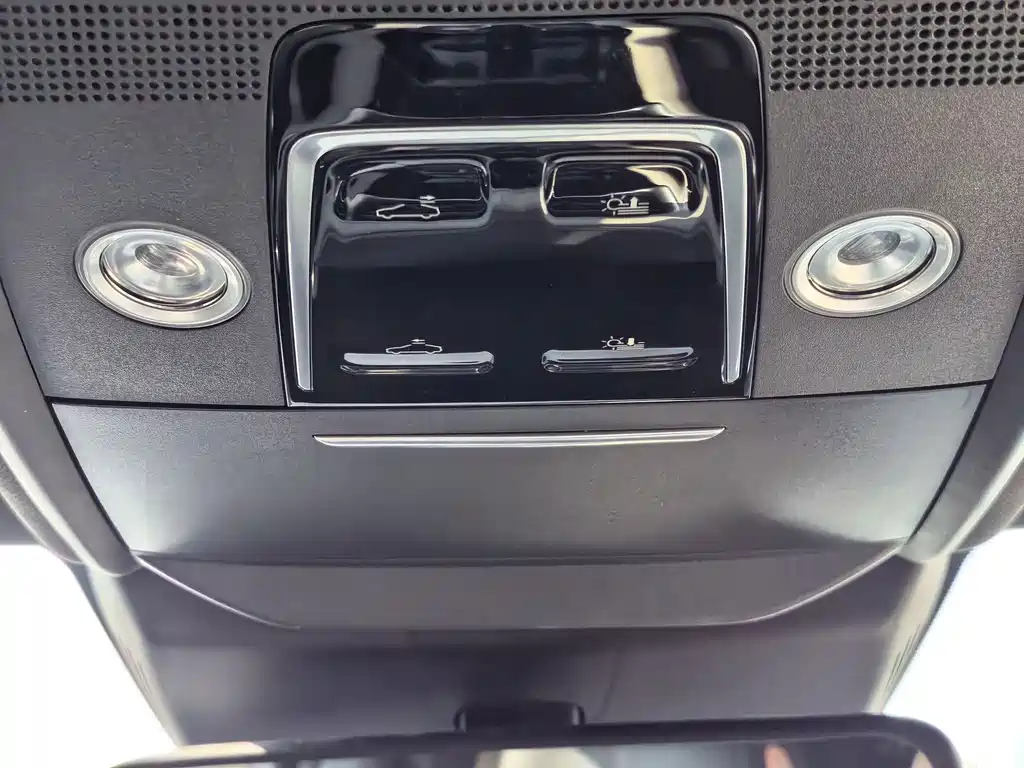 BYD PLUS New Energy — миниатюра 23