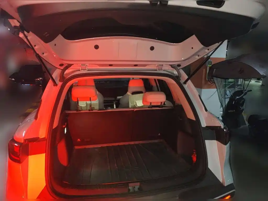 BYD Yuan UP — миниатюра 20