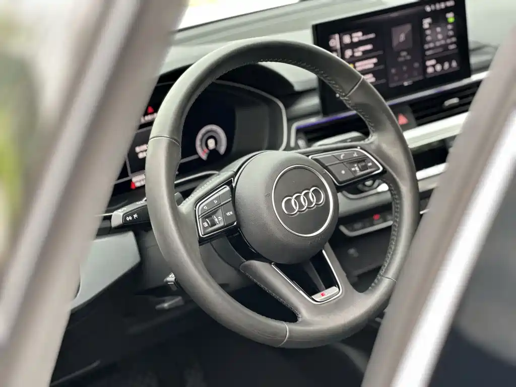 Audi A4L 2020 40 TFSI Luxury