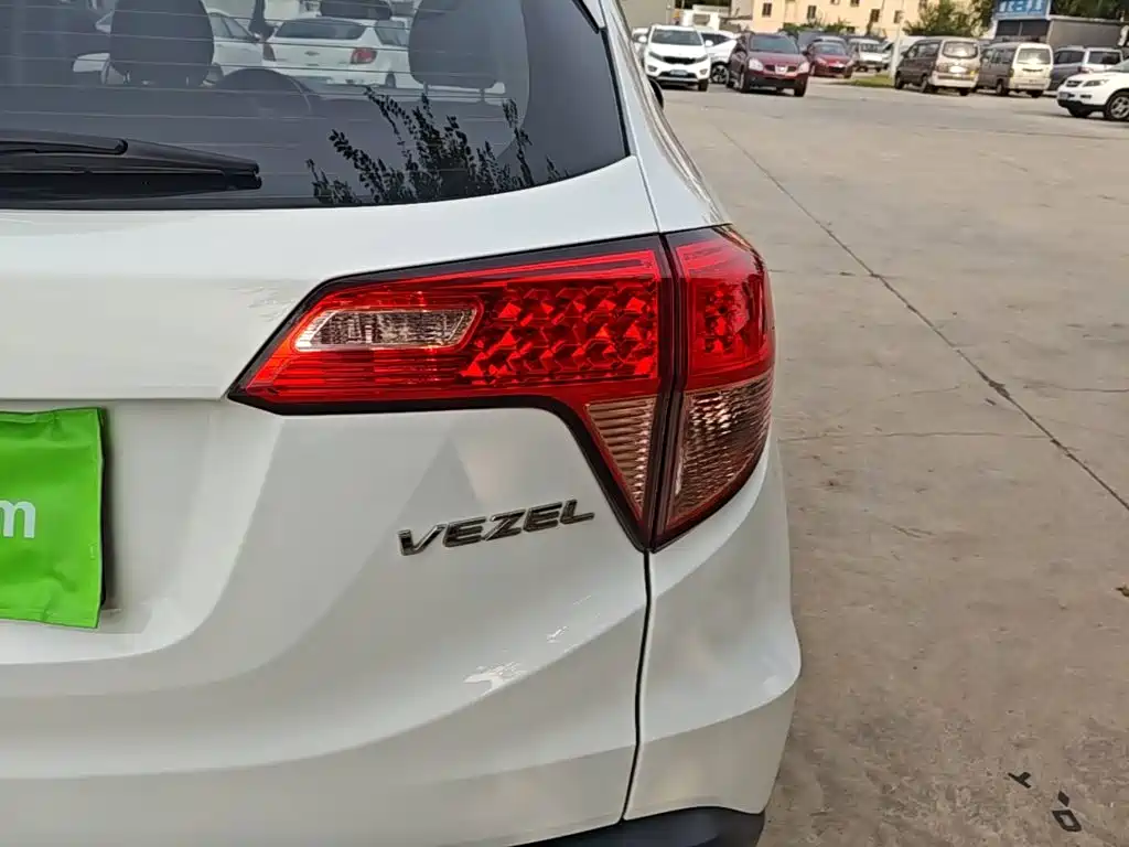 Honda Vezel — миниатюра 8