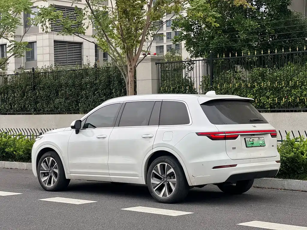 Li Auto Li ONE — миниатюра 5