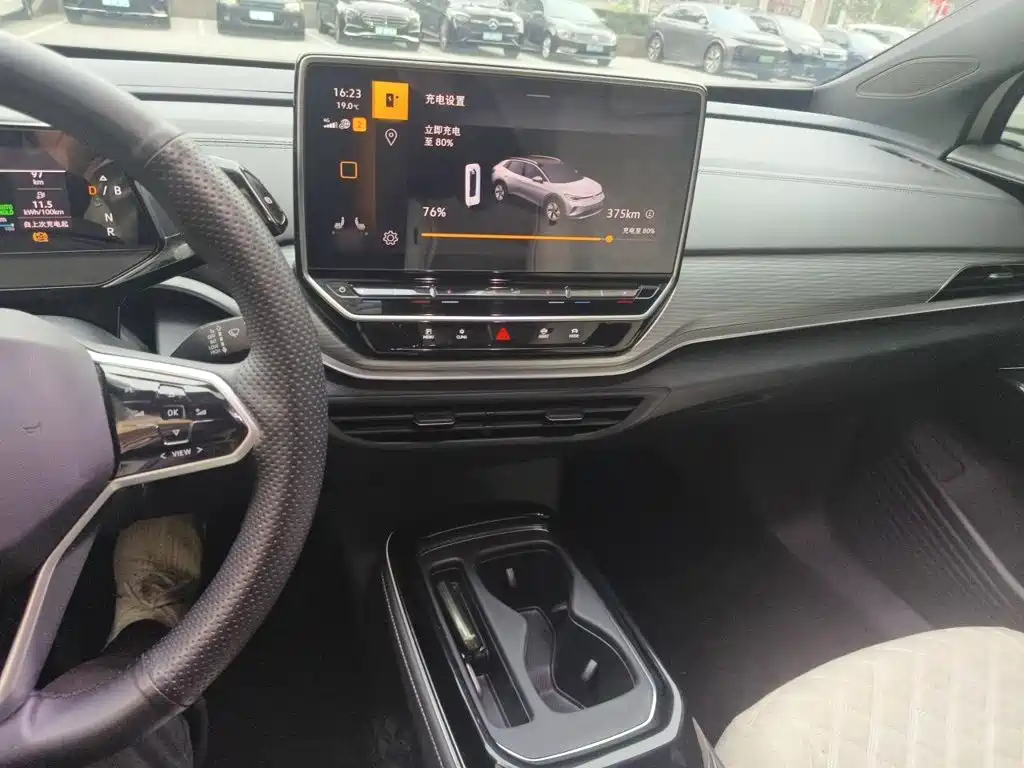 Volkswagen ID.4 Crozz — миниатюра 6