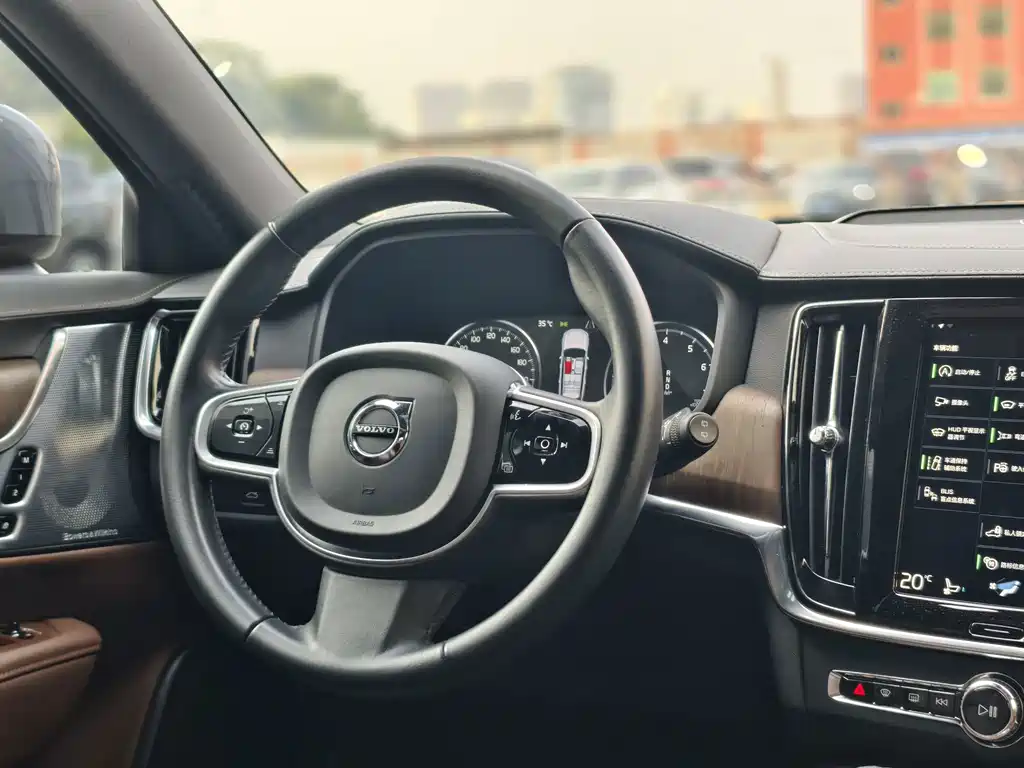 Volvo V90 — миниатюра 21