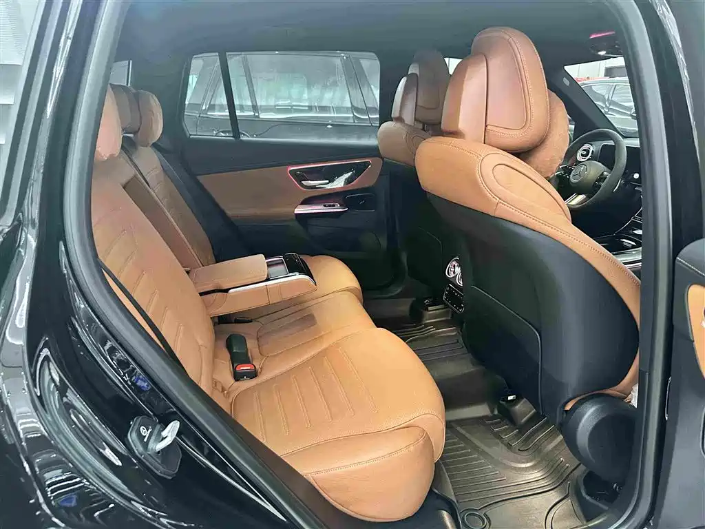 Mercedes-Benz GLC — миниатюра 16