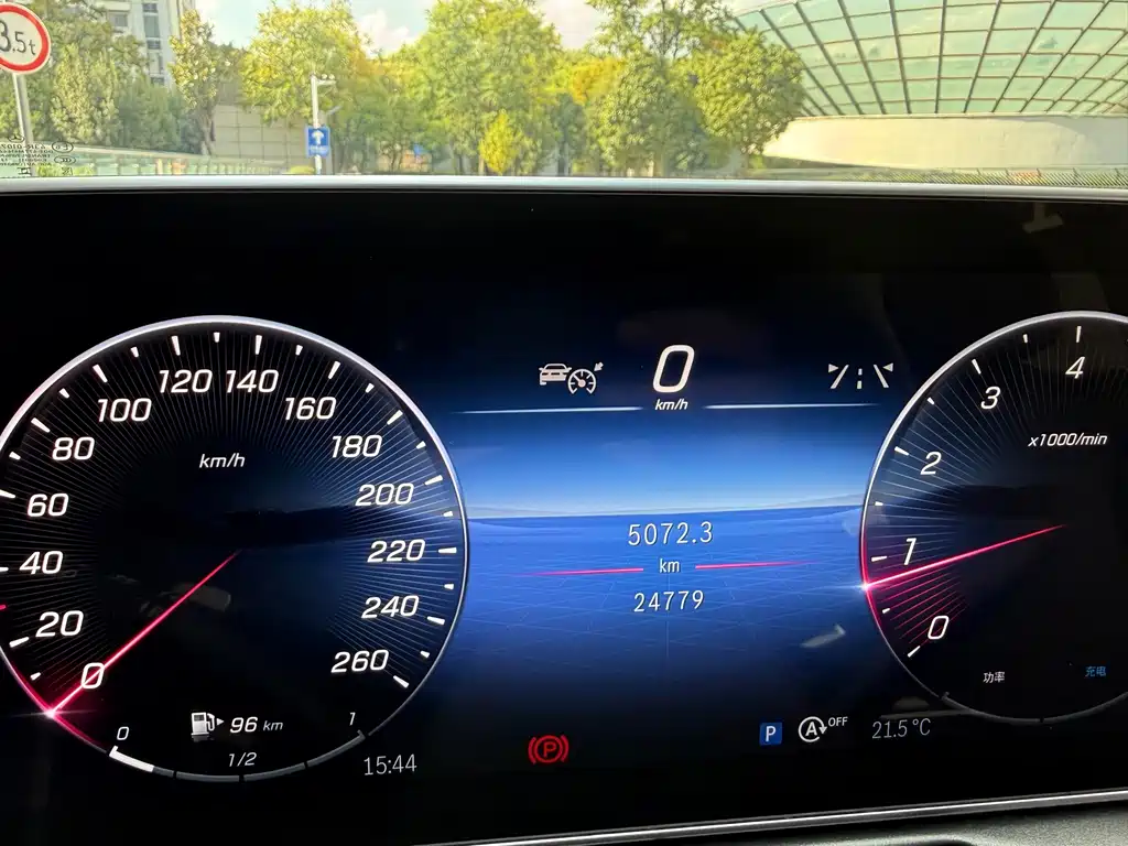 Mercedes-Benz C-Class — миниатюра 23