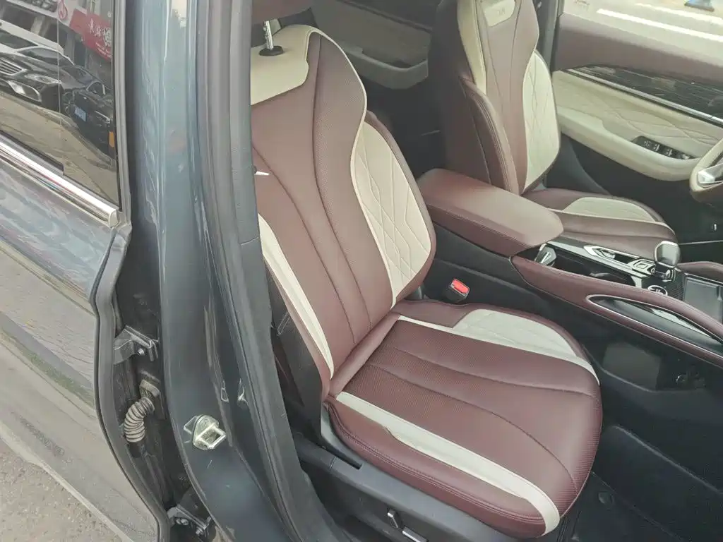 Geely Xingyue L — миниатюра 3