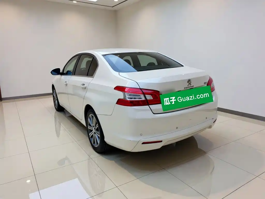 Peugeot 408 — миниатюра 4