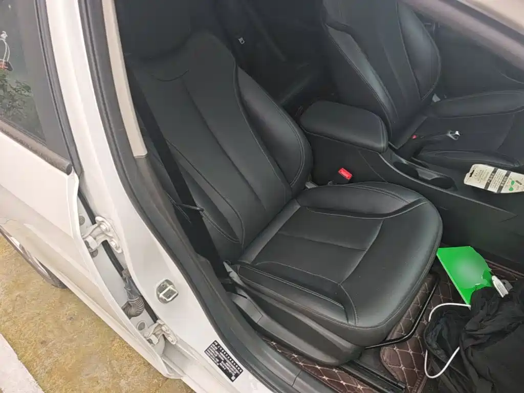 Buick Excelle — миниатюра 25