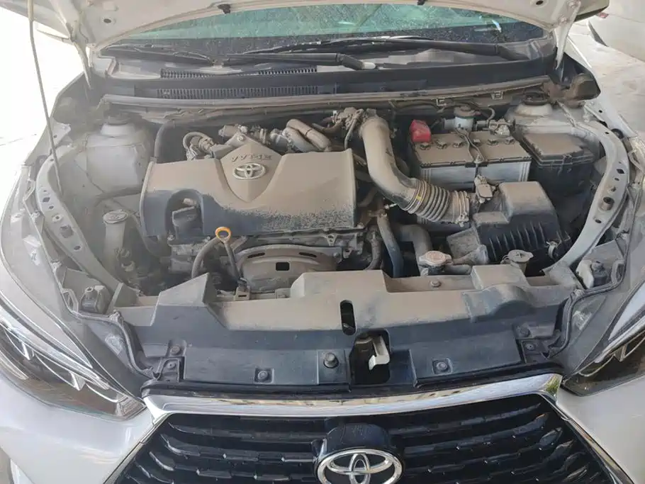 Toyota Yaris L — миниатюра 10