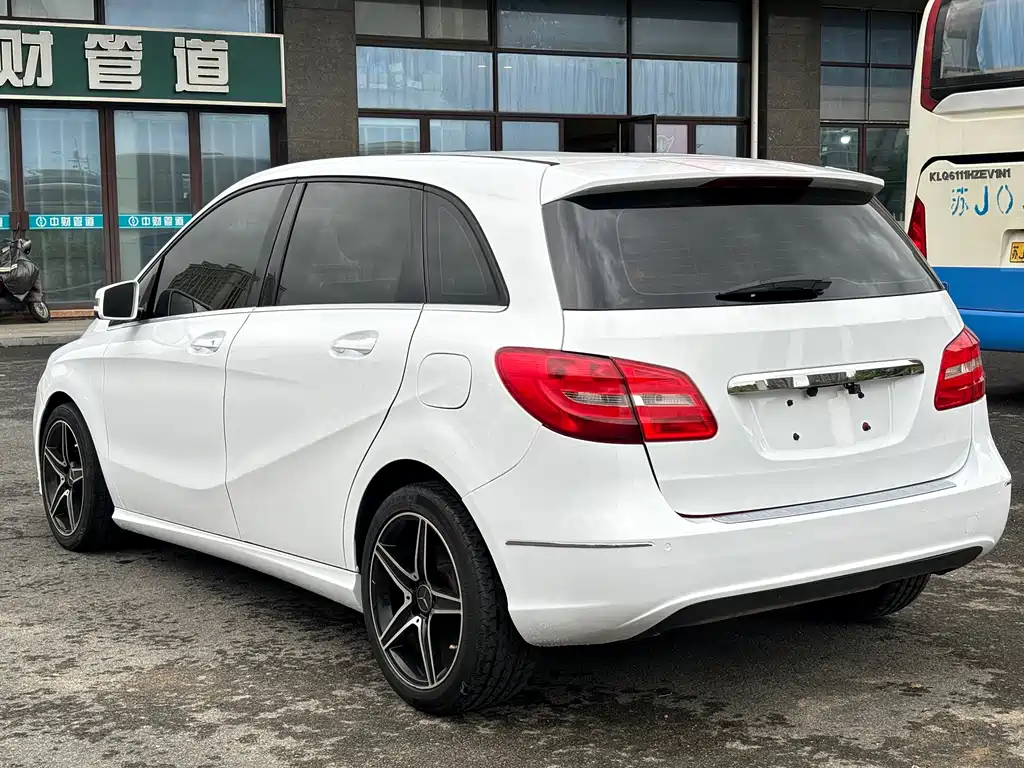 Mercedes-Benz B-Class — миниатюра 3