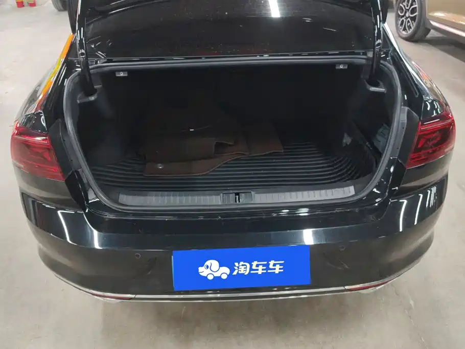Volkswagen Magotan — миниатюра 4