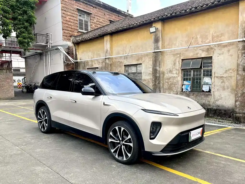 NIO ES8 — миниатюра 3