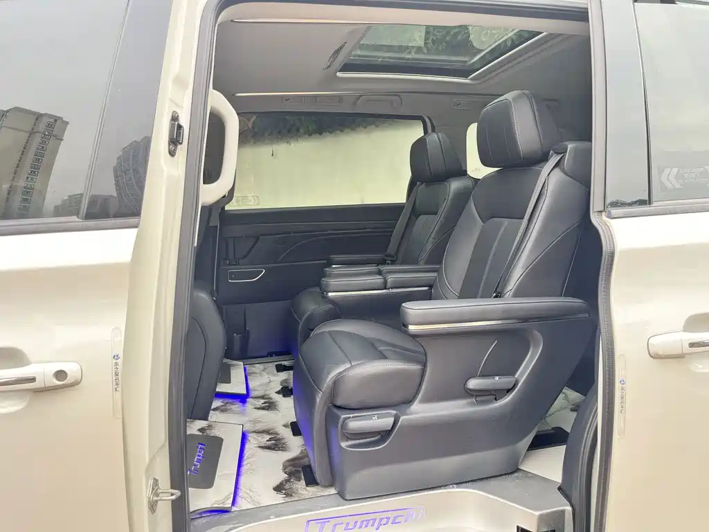 GAC Motor Trumpchi M8 — миниатюра 6