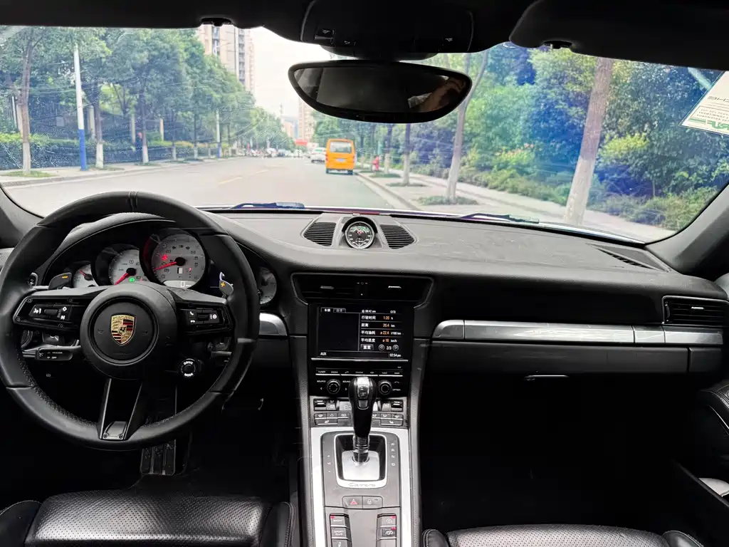 Porsche 911 2015 Carrera 3.4L Style Edition