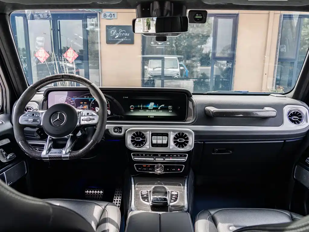 Mercedes-Benz G-Class — миниатюра 13