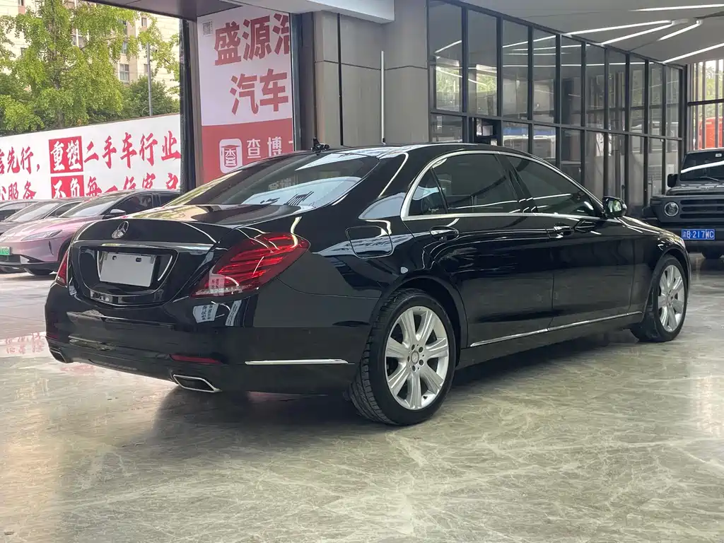 Mercedes-Benz S-Class — миниатюра 7