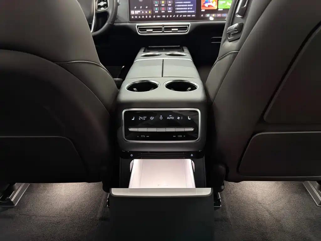 Li Auto Li L9 — миниатюра 18