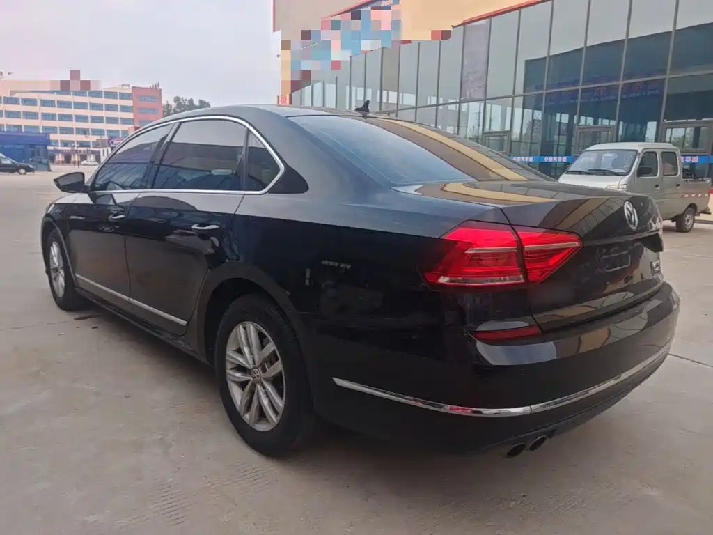 Volkswagen Passat — миниатюра 5