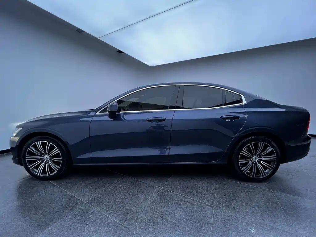 Volvo S60 — миниатюра 5