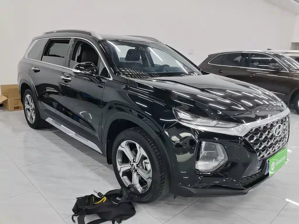 Hyundai Santa Fe — миниатюра 4