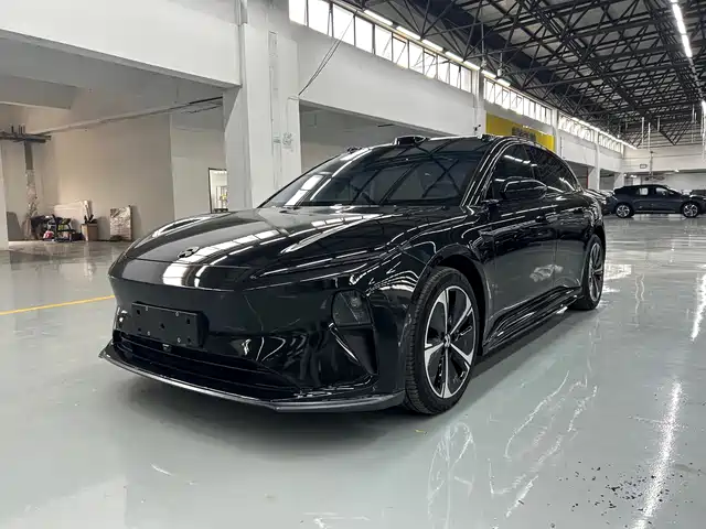 NIO ET5T