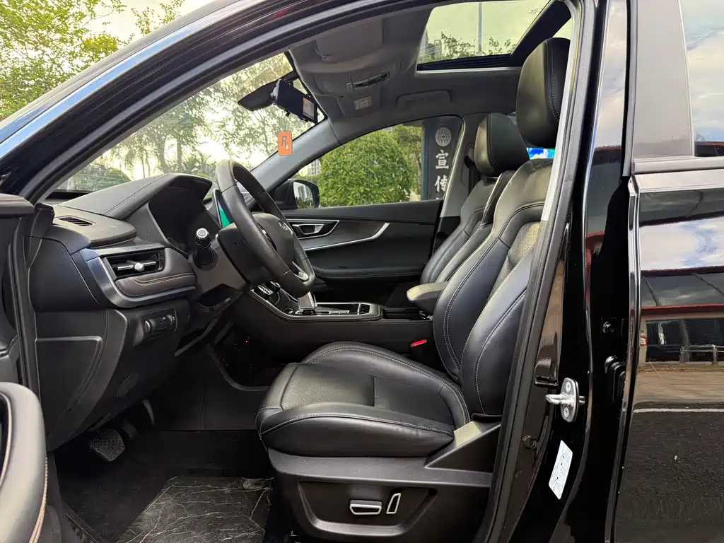 Chery Tiggo 8 — миниатюра 8