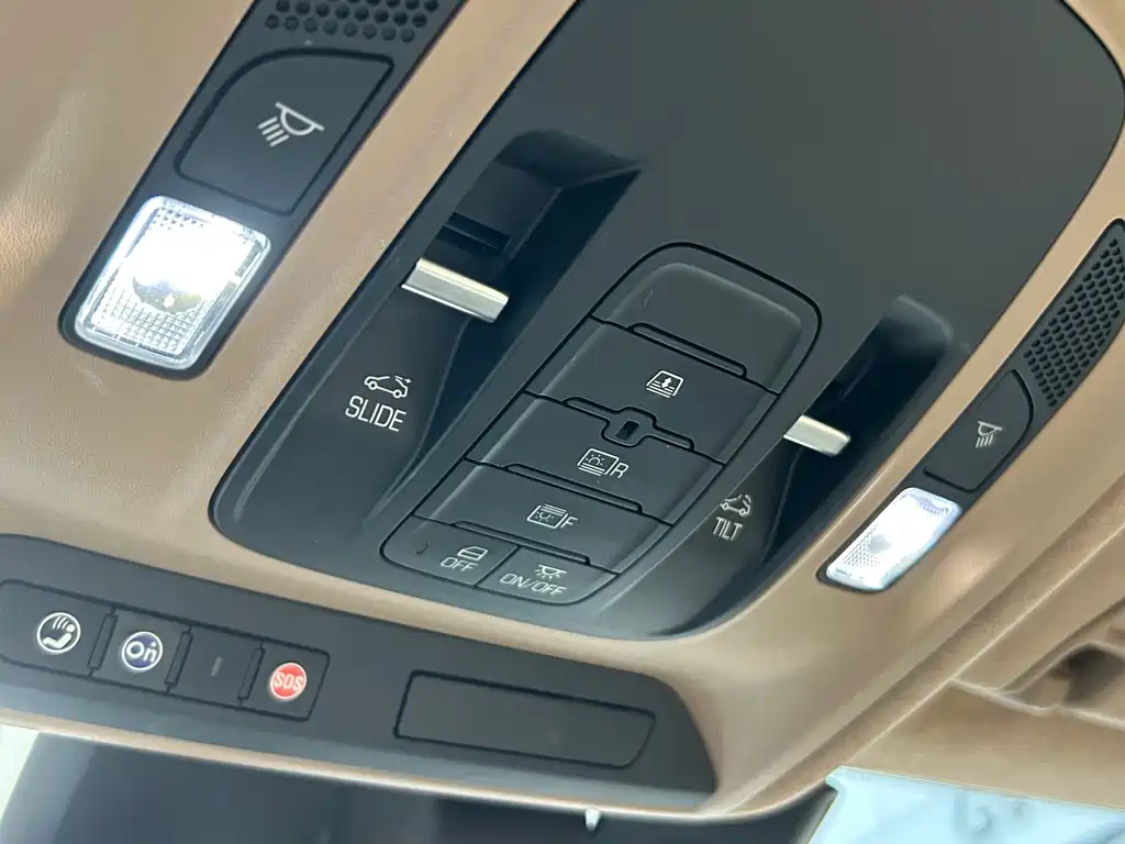 Cadillac CT6 — миниатюра 15