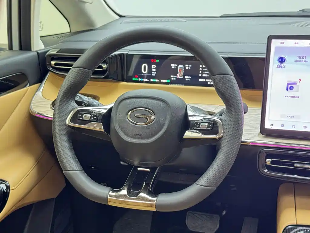 GAC Motor 传祺E8 PHEV — миниатюра 22