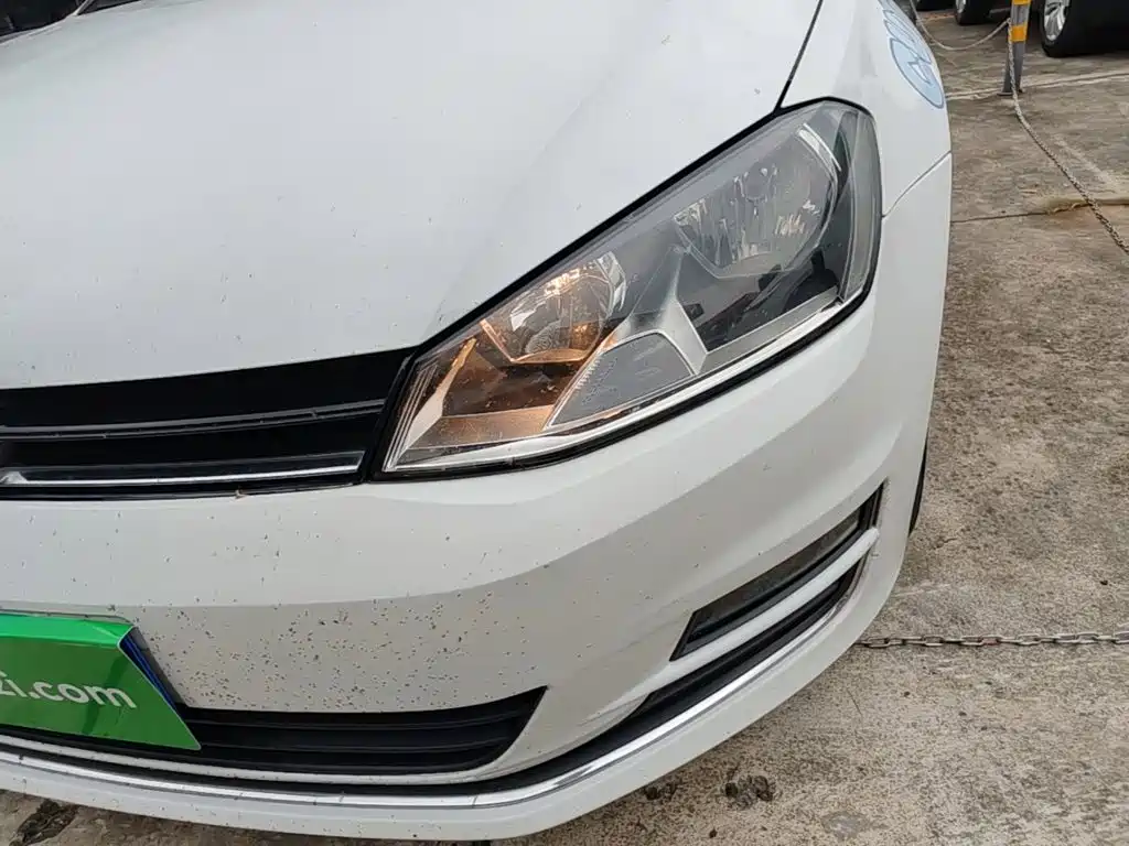 Volkswagen Golf — миниатюра 24