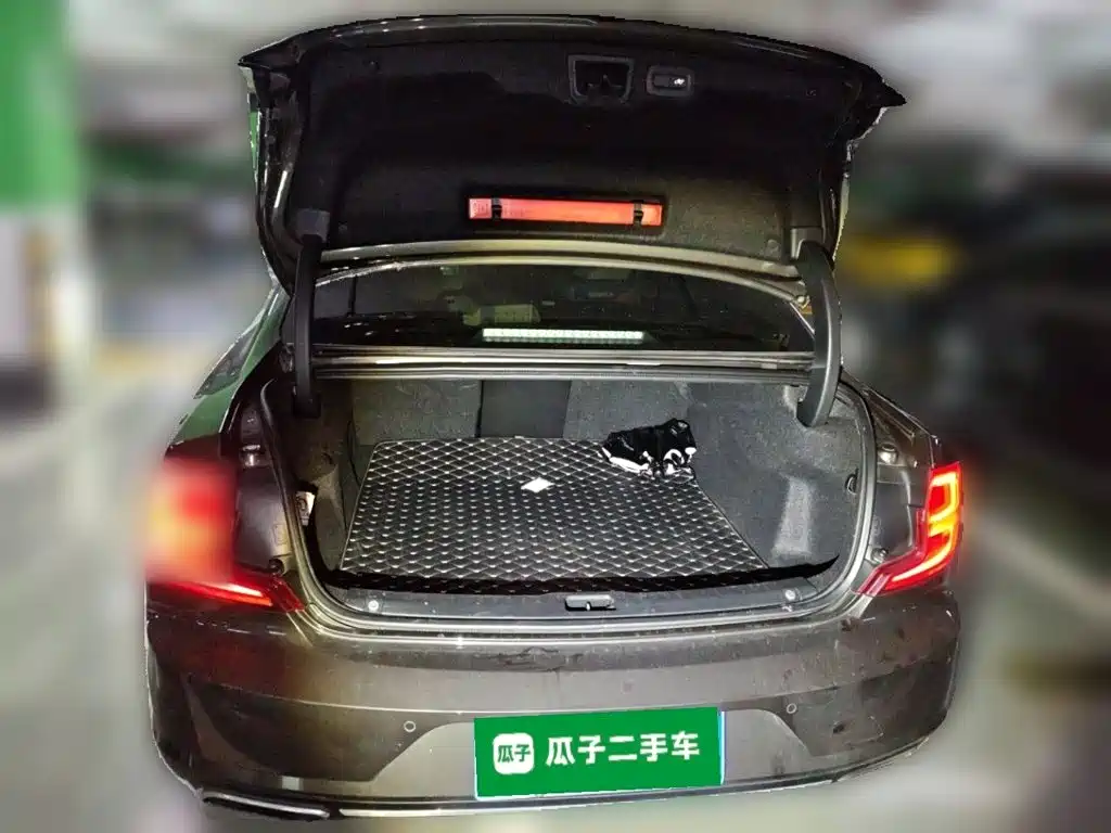 Volvo S90 — миниатюра 20