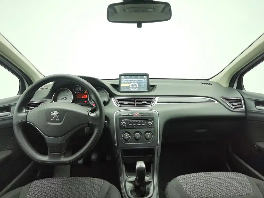 Peugeot 308 — миниатюра 5