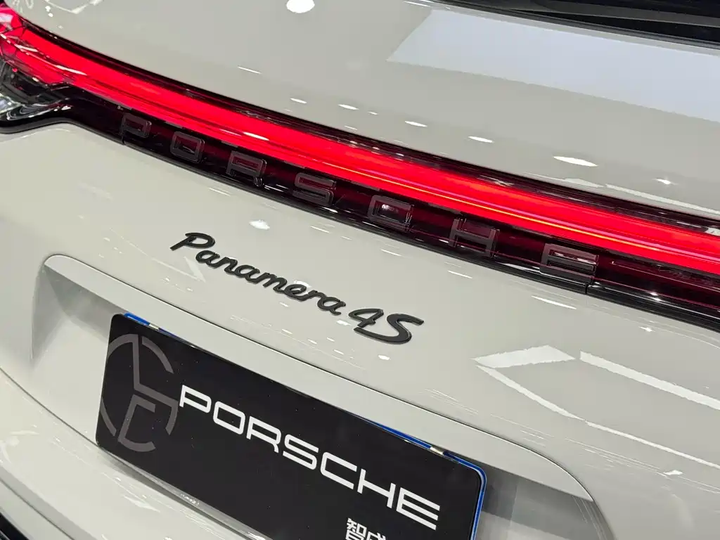 Porsche Panamera — миниатюра 31