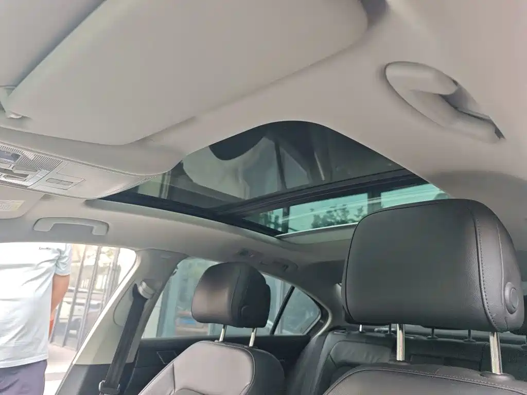Volkswagen Magotan — миниатюра 14