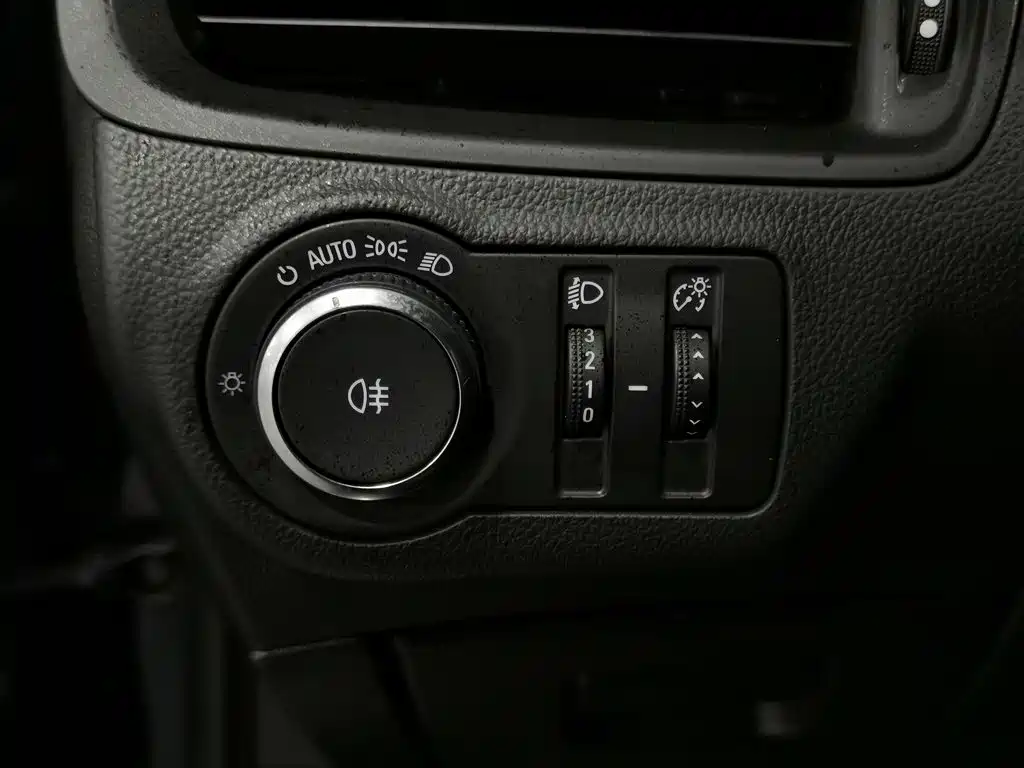 Buick Envision Plus — миниатюра 21