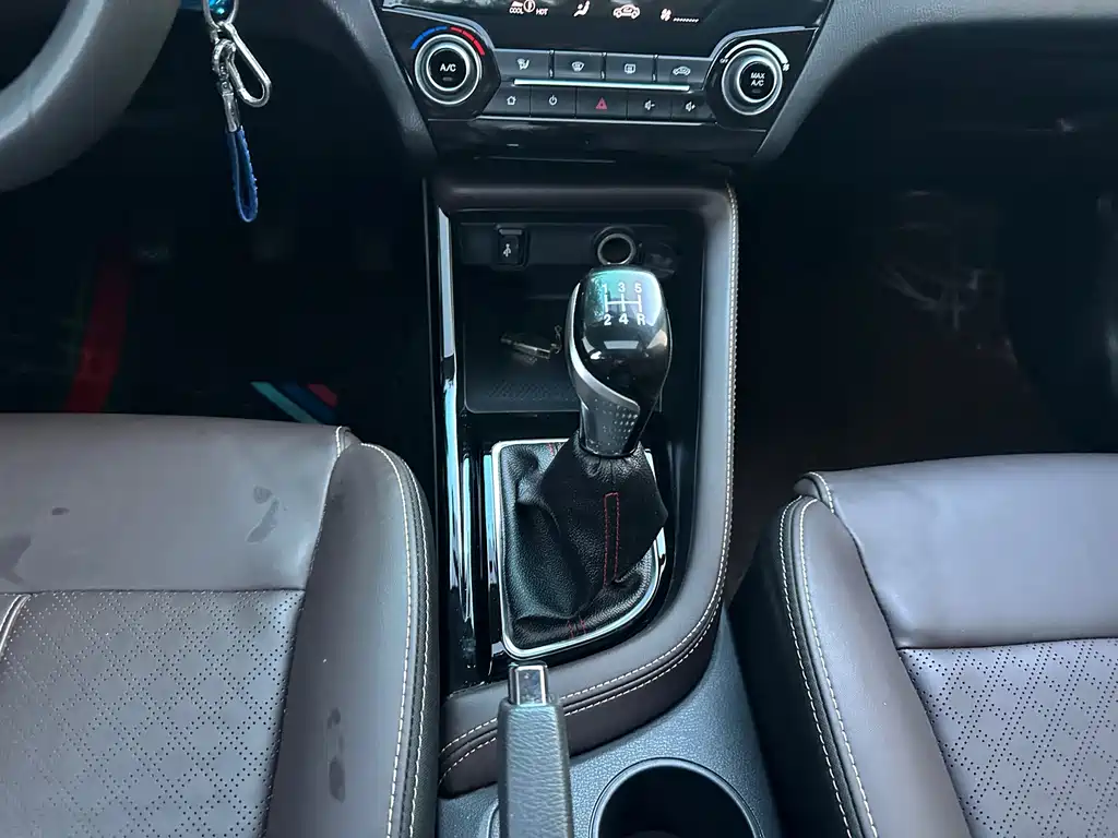 Changan Eado DT — миниатюра 10