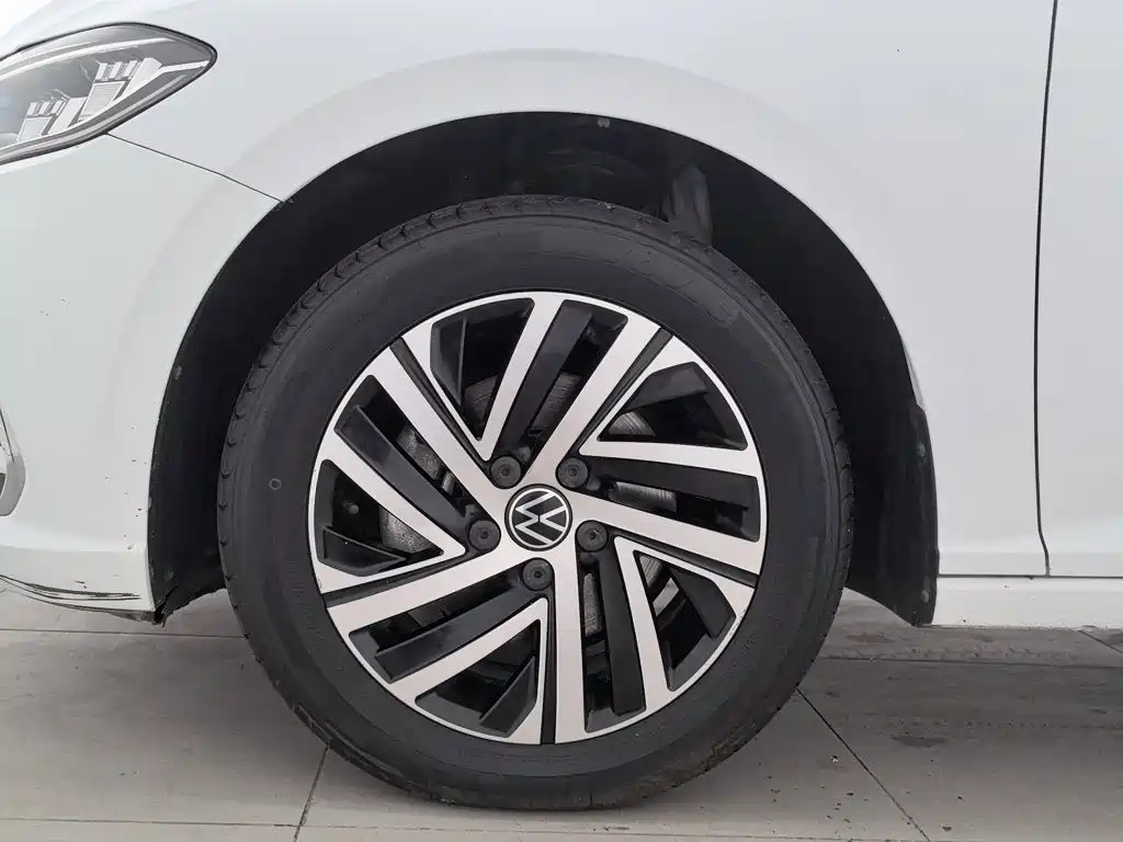 Volkswagen Lavida — миниатюра 17