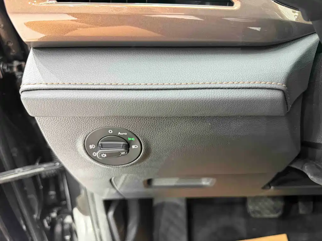 Volkswagen Tharu 2022 280TSI Luxury