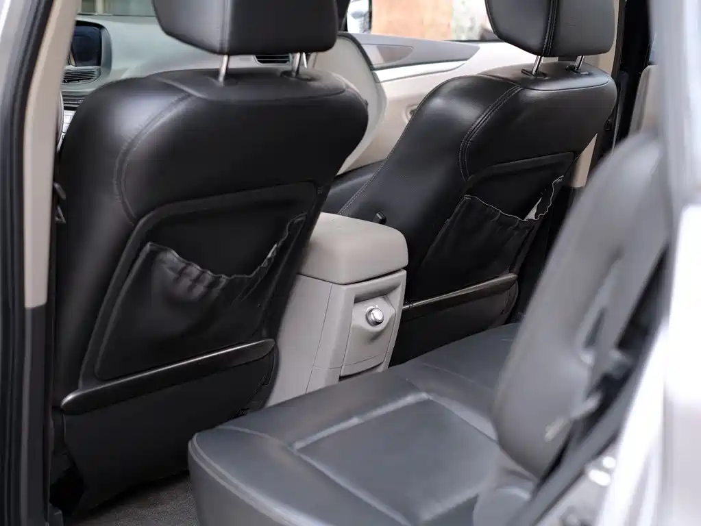 Subaru Tribeca — миниатюра 19
