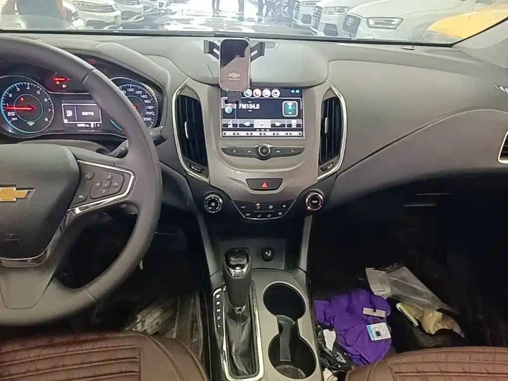 Chevrolet Cruze — миниатюра 13