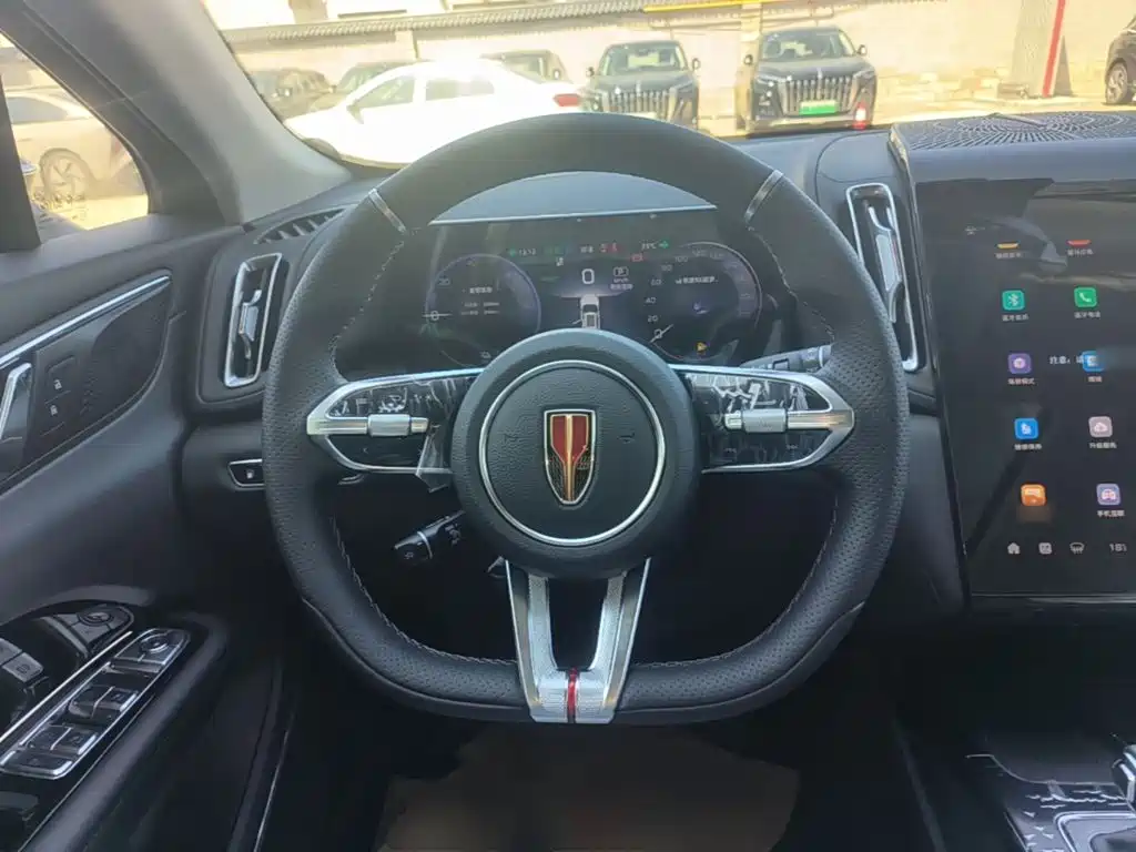 Hongqi Hongqi HS3 PHEV — миниатюра 11