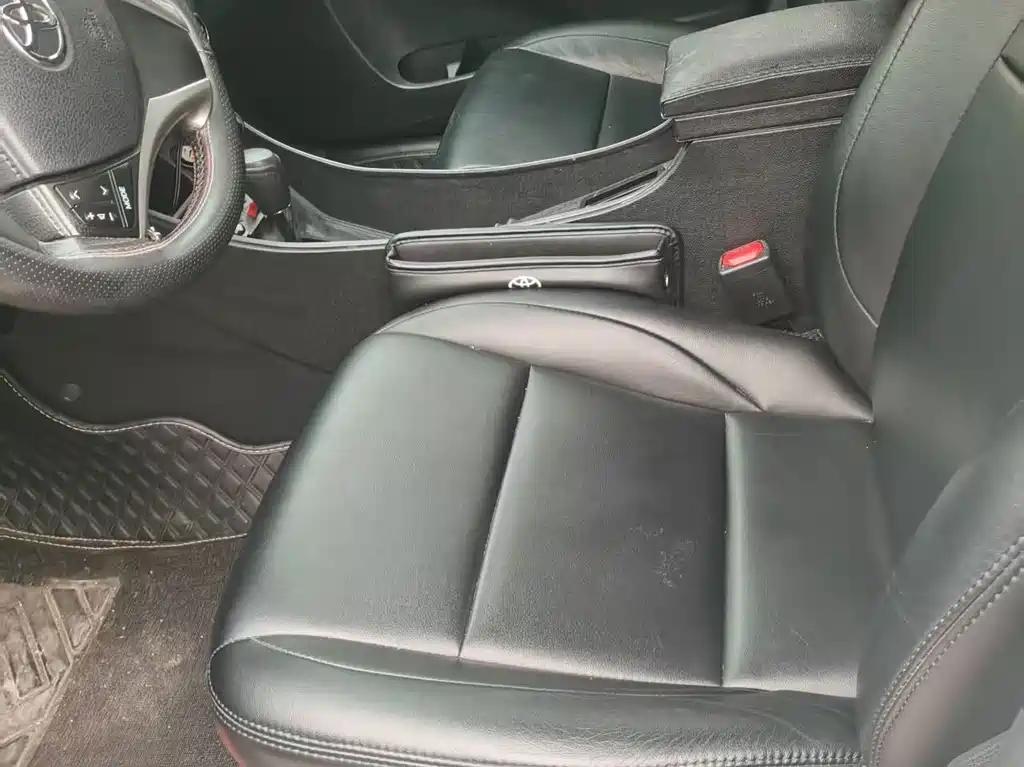 Toyota Yaris L — миниатюра 3
