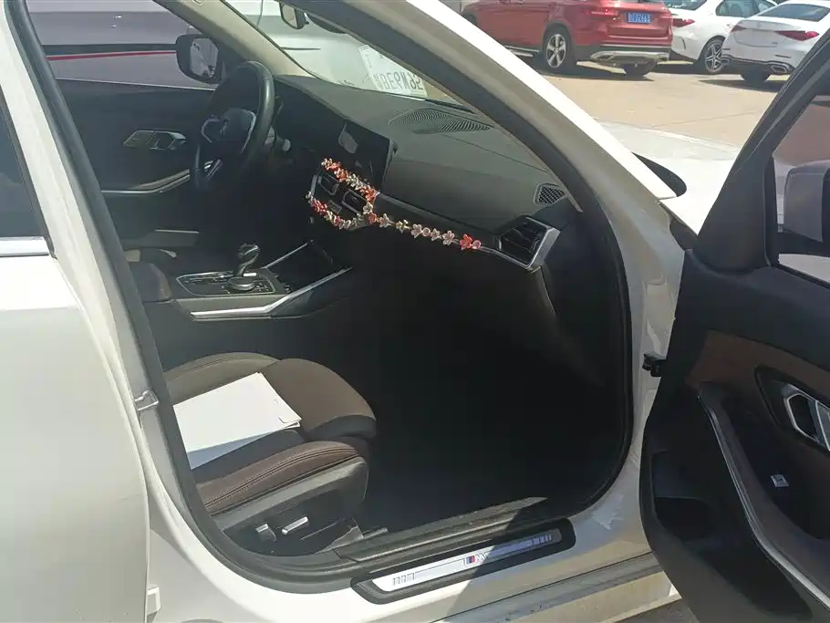 BMW 3 Series 3 2021 325i M Sport