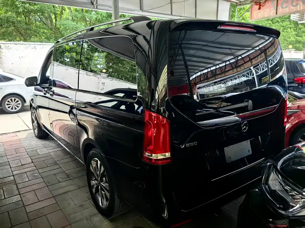 Mercedes-Benz V-Class V 2018 V 260 VI