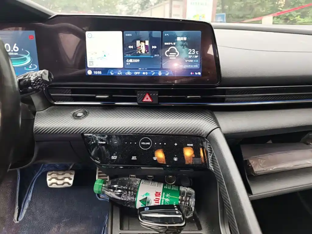 Hyundai Elantra — миниатюра 13