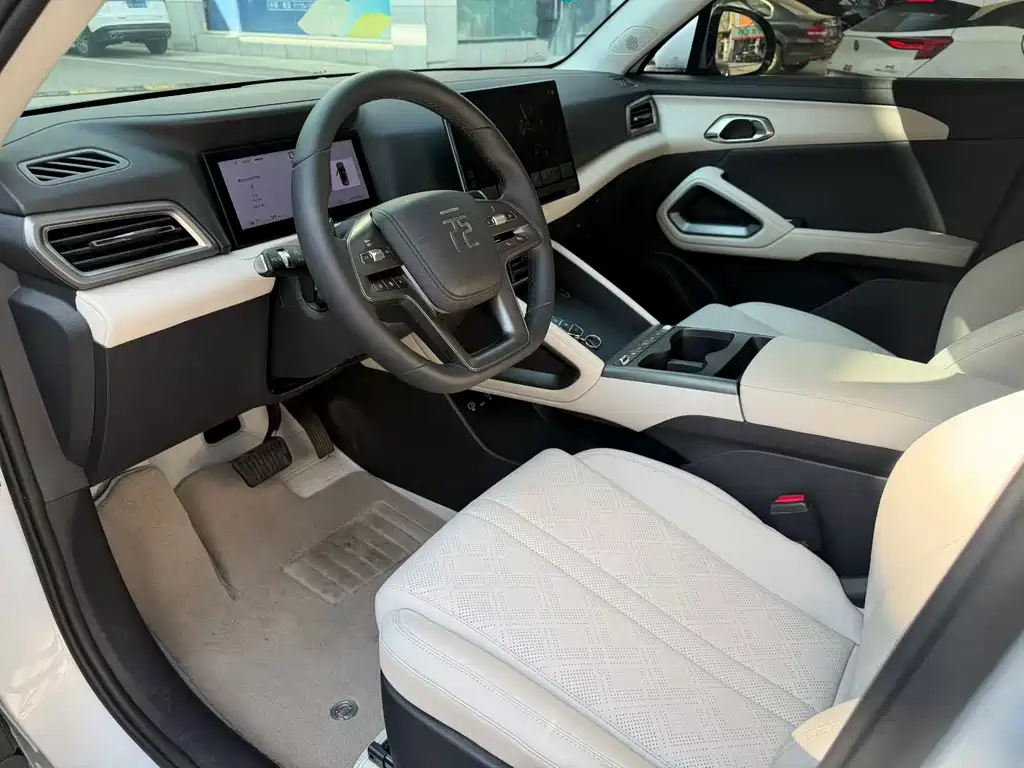 BYD Yuan UP — миниатюра 5