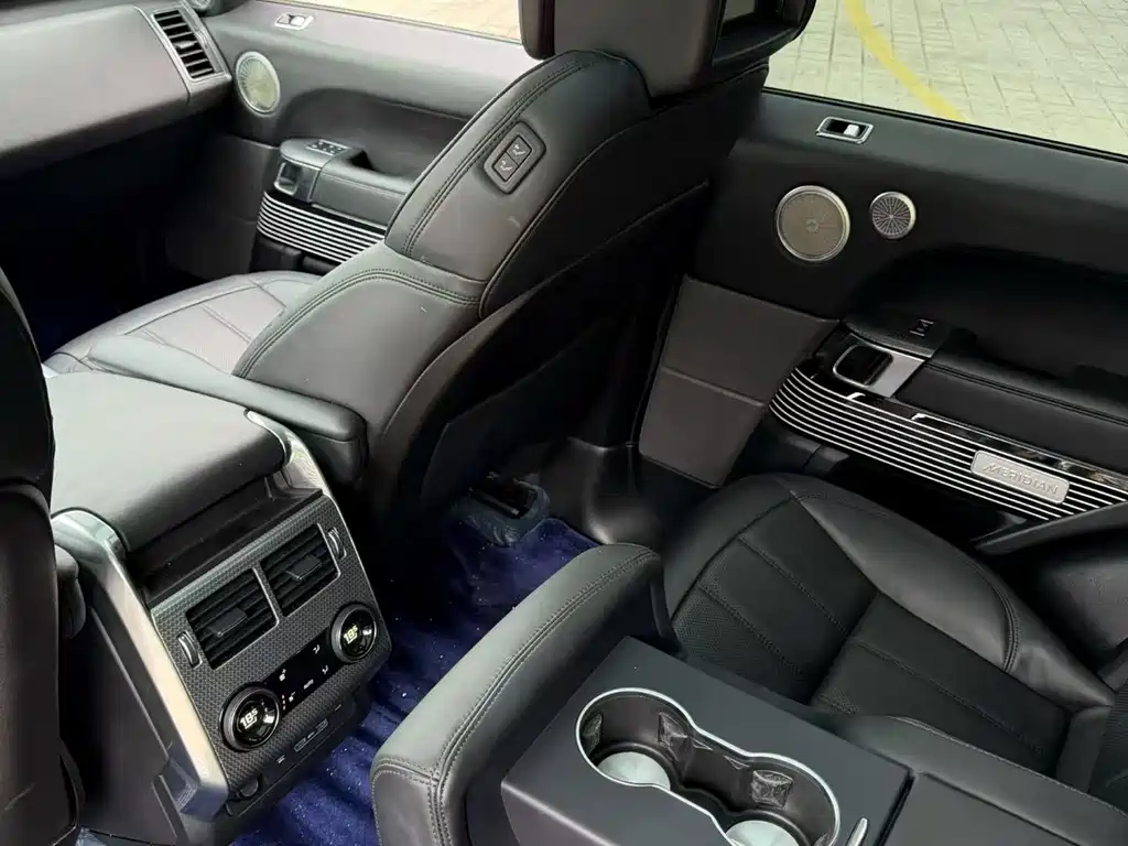 Land Rover Sport — миниатюра 5