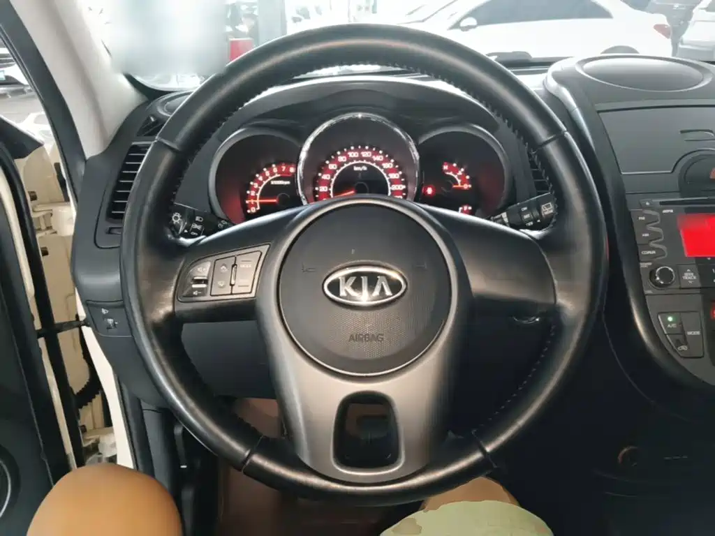Kia Soul — миниатюра 11